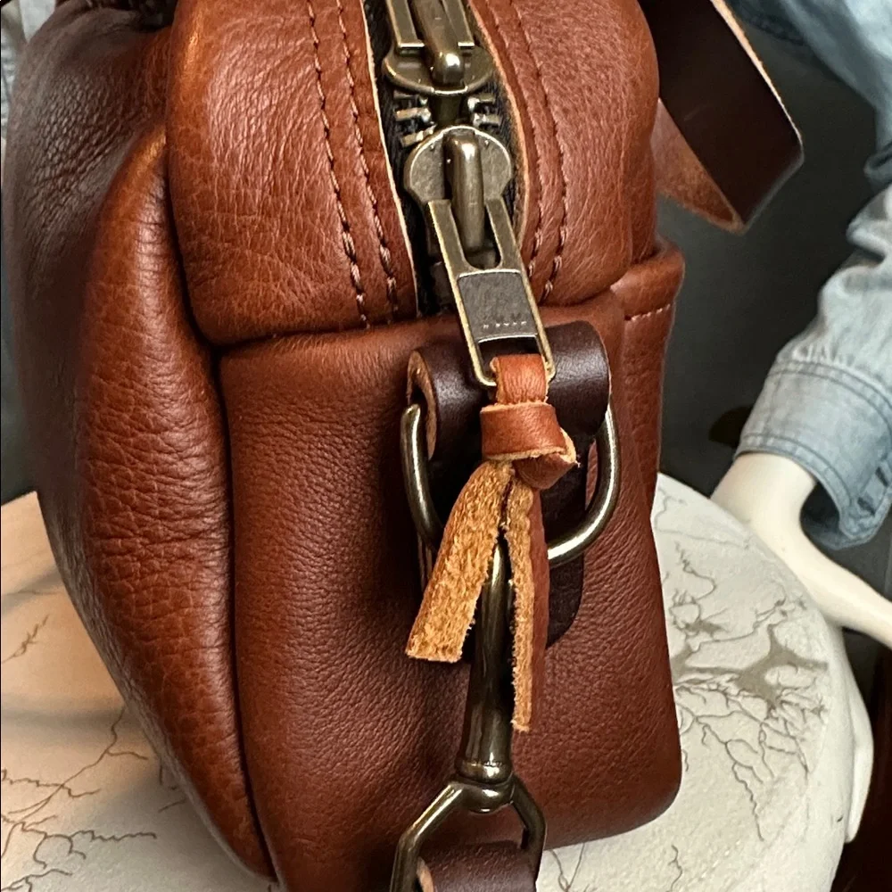 Go Forth Goods small Hoffman deluxe saddle crossbody bag NEW - Picture 9 of 16